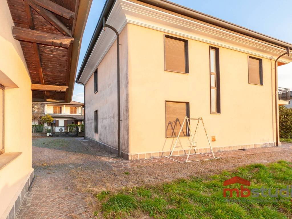 Villa a Castiglione olona in Via Asiago - Foto 5