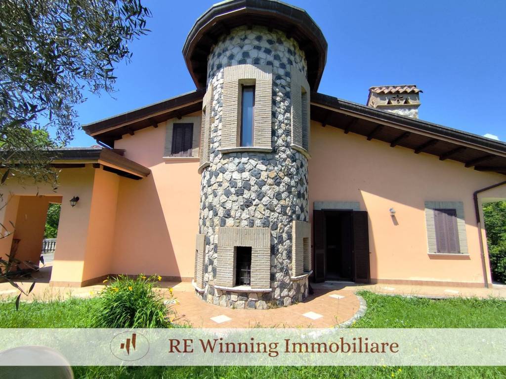 Villa a Giuliano di roma in Via La Danna, 9 - Foto 2