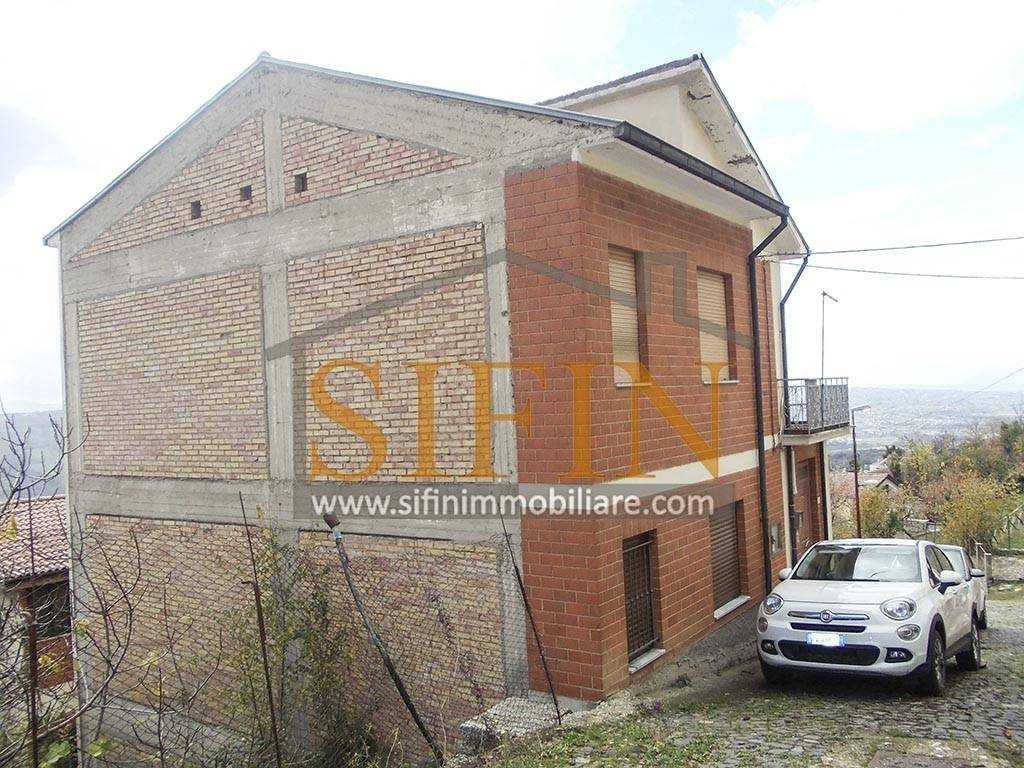 Palazzo / stabile a Carife in Via Michele Contardi - Foto 5