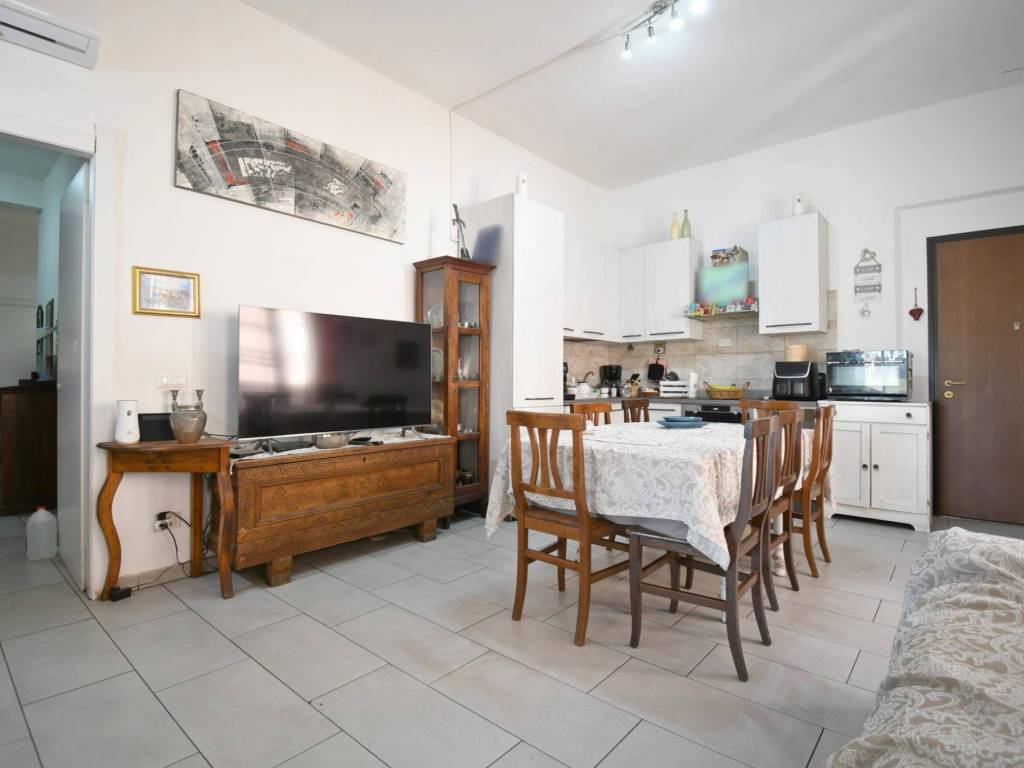 Appartamento a Cagliari in Via Dolianova - Foto 4
