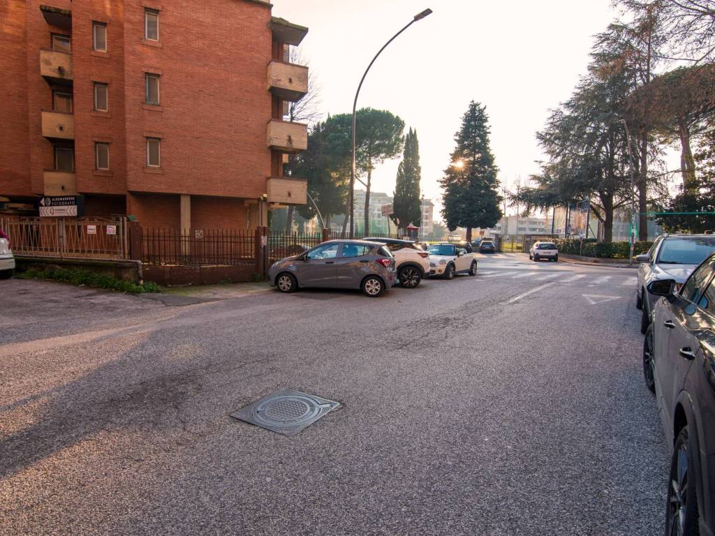 Box / garage a Avellino in Via Aurelio Covotti - Foto 2
