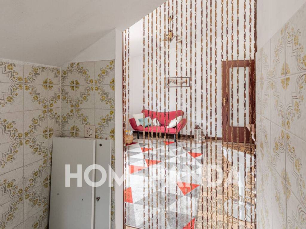 Appartamento a Monterosso grana in Via Mistral, 71 - Foto 4
