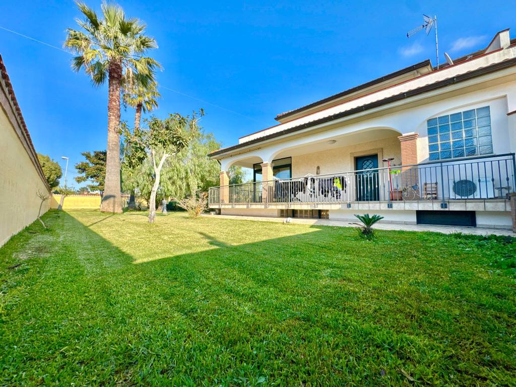 Villa a Nettuno in Via della Chiusa - Foto 2