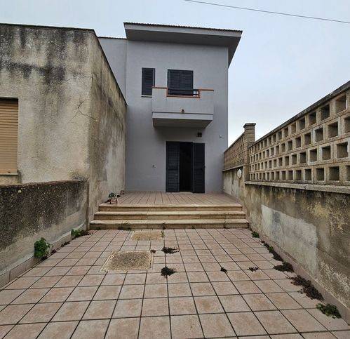 Palazzo / stabile a Valderice in Via Ragosia - Foto 3