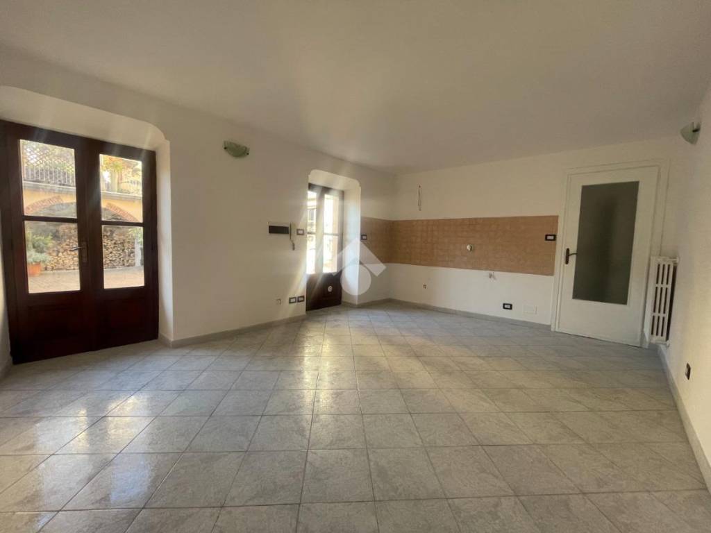 Appartamento a Bricherasio in Piazza santa maria, 7 - Foto 3