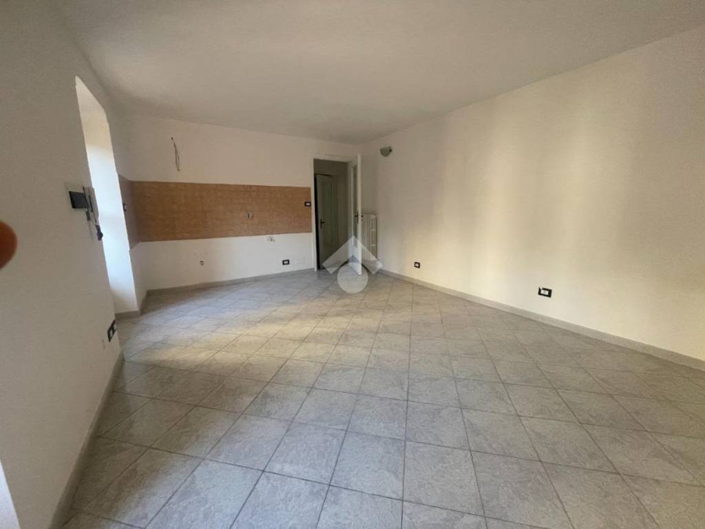 Appartamento a Bricherasio in Piazza santa maria, 7 - Foto 4