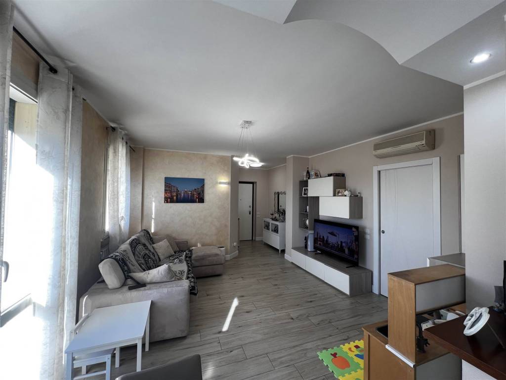 Appartamento a Busto garolfo in VIA STATUTO , 25 - Foto 5