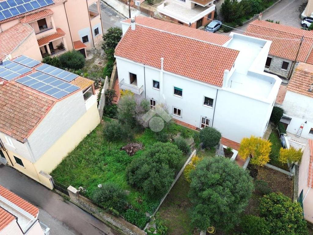 Appartamento a Arzachena in Via Eleonora d'Arborea - Foto 2