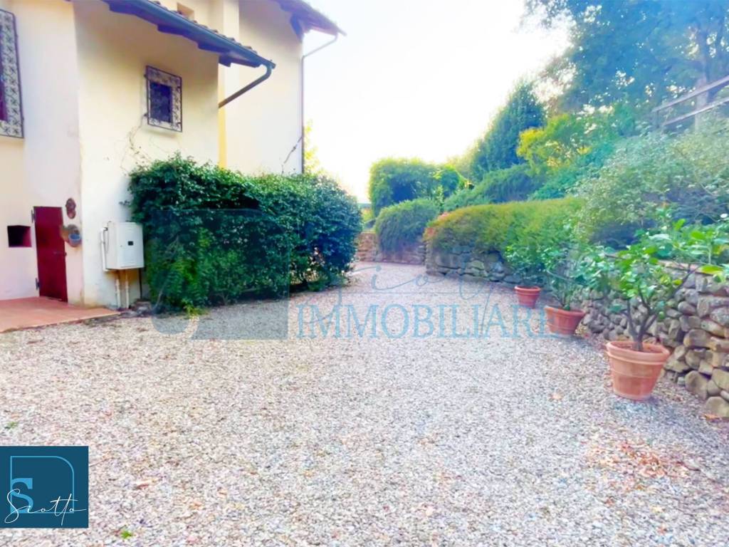 Villa a Capraia e limite in Via Le Rocche, 4 - Foto 4