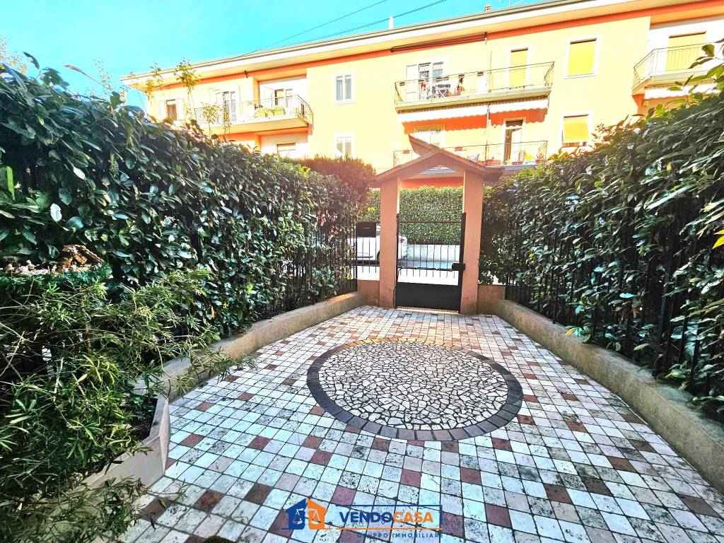 Appartamento a Brescia in Via Vittorio Locchi, 20 - Foto 3