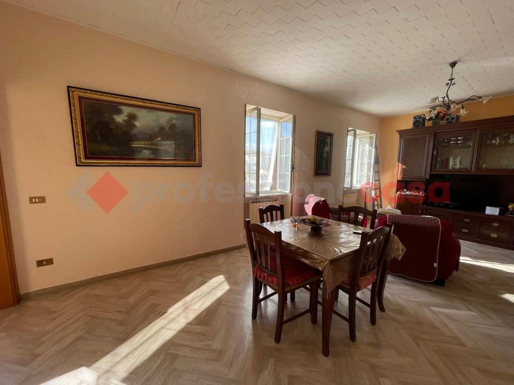 Appartamento a Minturno in Traversa D'Acunto - Foto 4