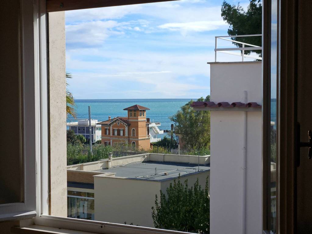 Villa a Santa marinella in Via Colsanto - Foto 2