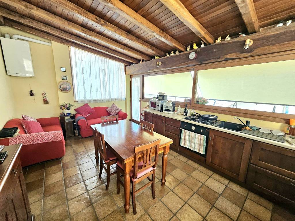 Villa a Santa marinella in Via Colsanto - Foto 3