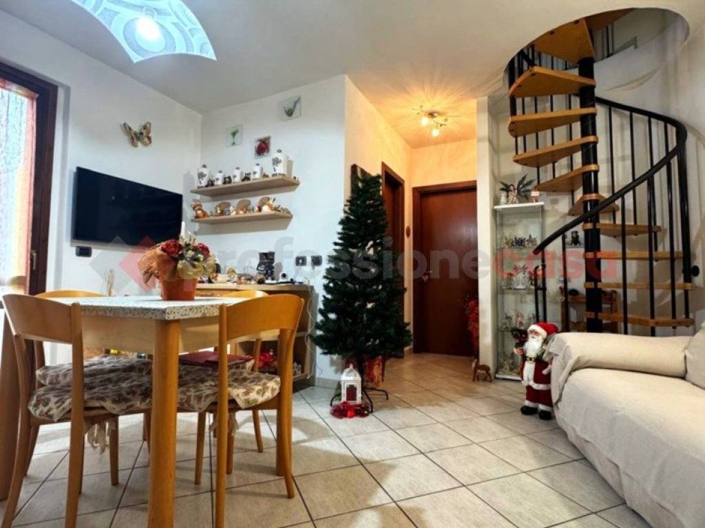 Appartamento a Collesalvetti in Via di San Martino - Foto 2