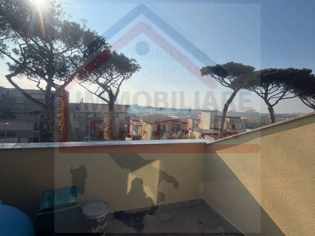 Attico / mansarda a Giugliano in campania in Via Staffetta - Foto 2