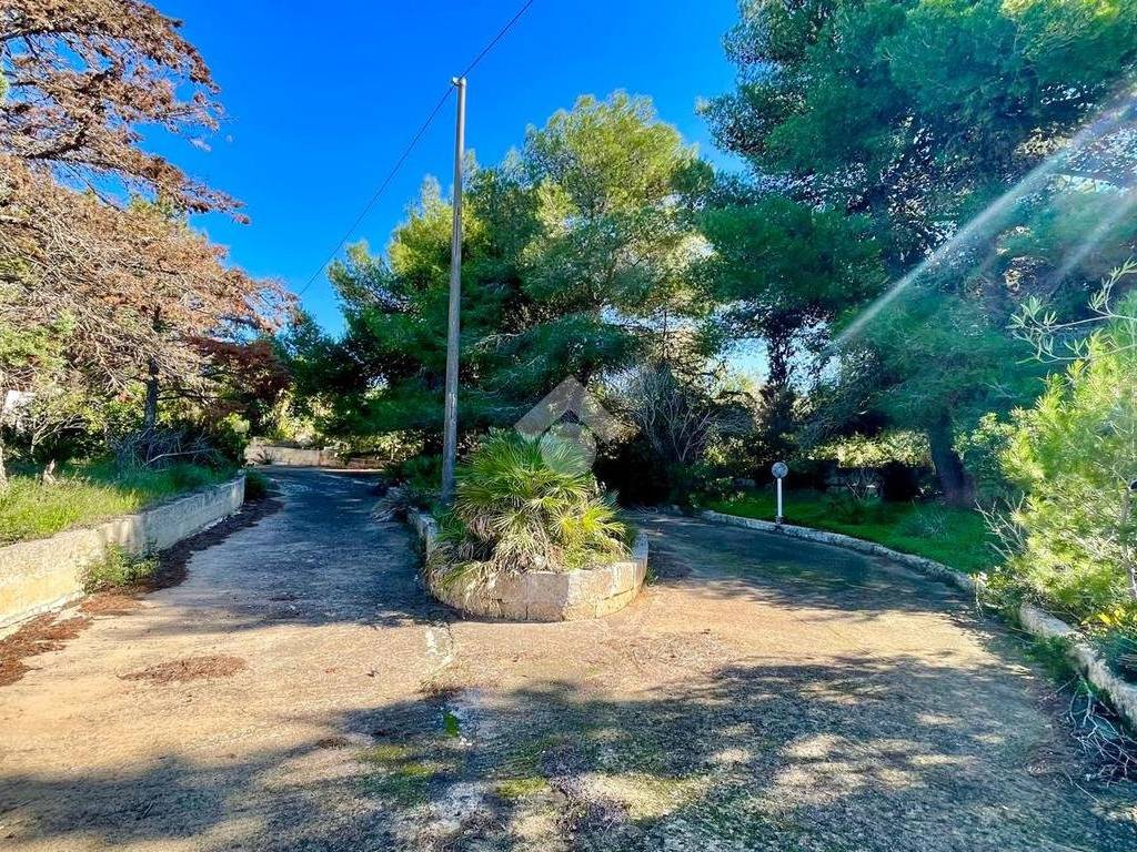 Villa a Presicce-acquarica in Via s.p.193 - Foto 3