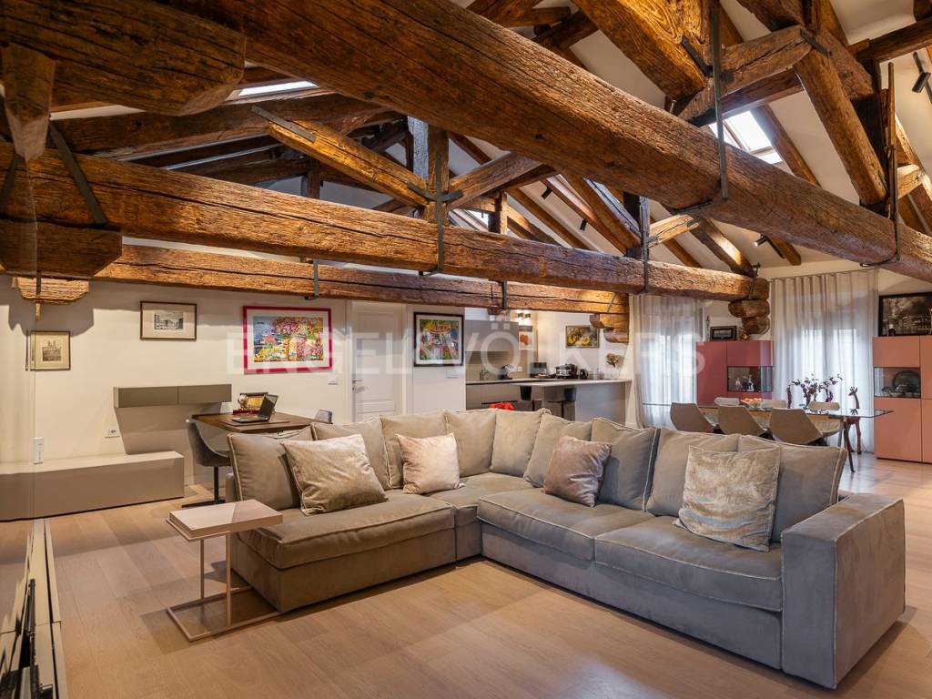 Appartamento a Bologna in Via Guglielmo Oberdan, 9 - Foto 4