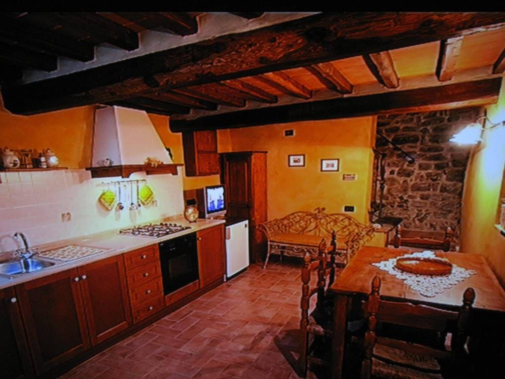 Casa indipendente a Pescia in Via Mammianese Nord - Foto 2