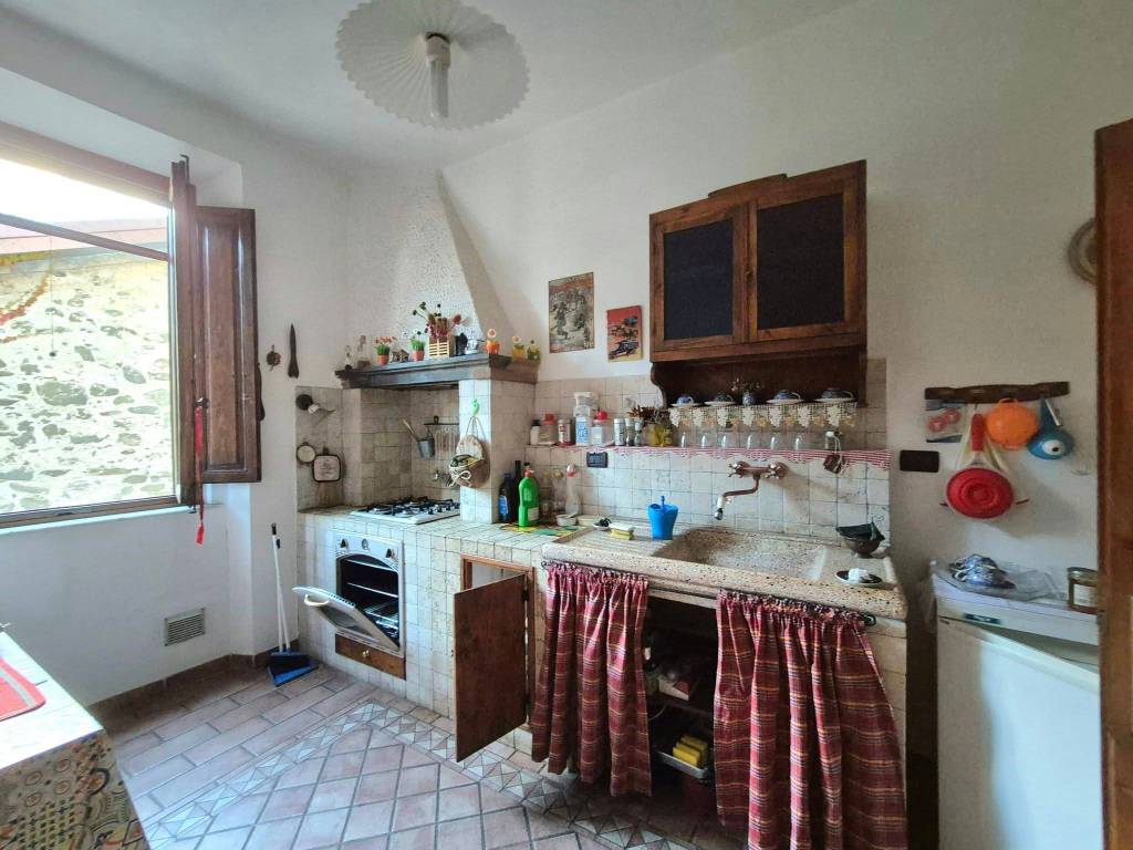 Appartamento a Pistoia in Via Modenese - Foto 4