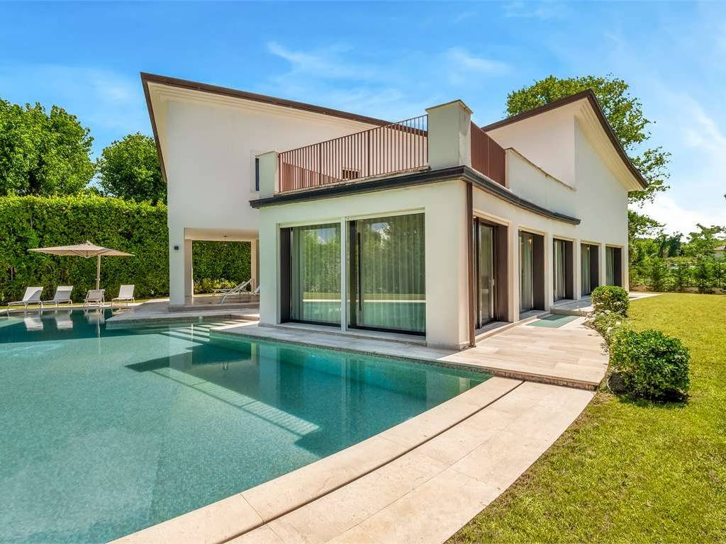 Villa a Forte dei marmi in Via Trieste - Foto 5