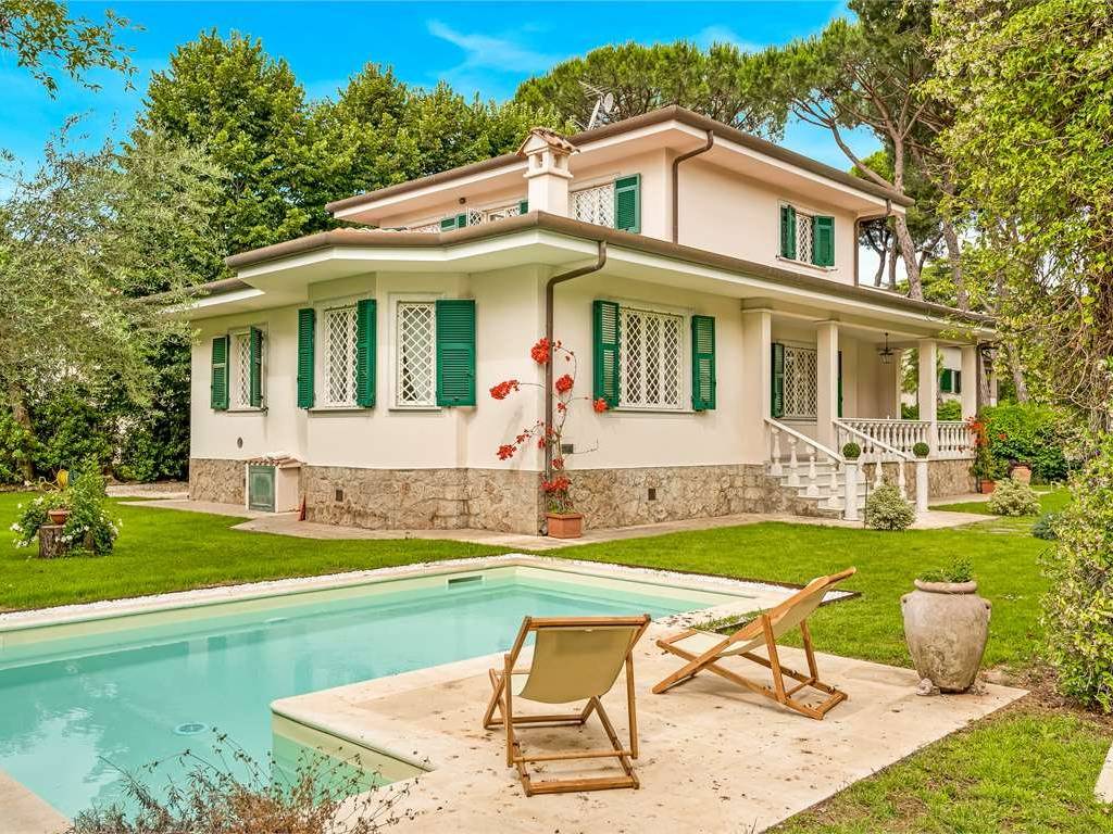 Villa a Forte dei marmi in via Gorizia 23 - Foto 2