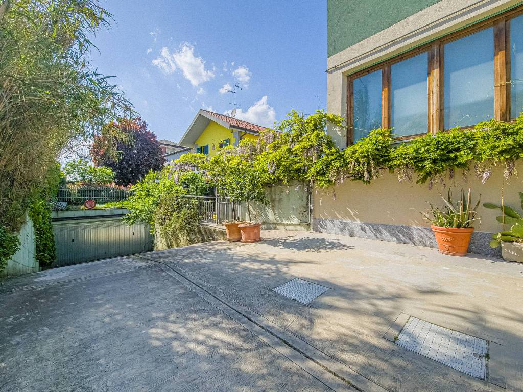 Villa a Treviglio in Via Coniugi Curletti - Foto 2