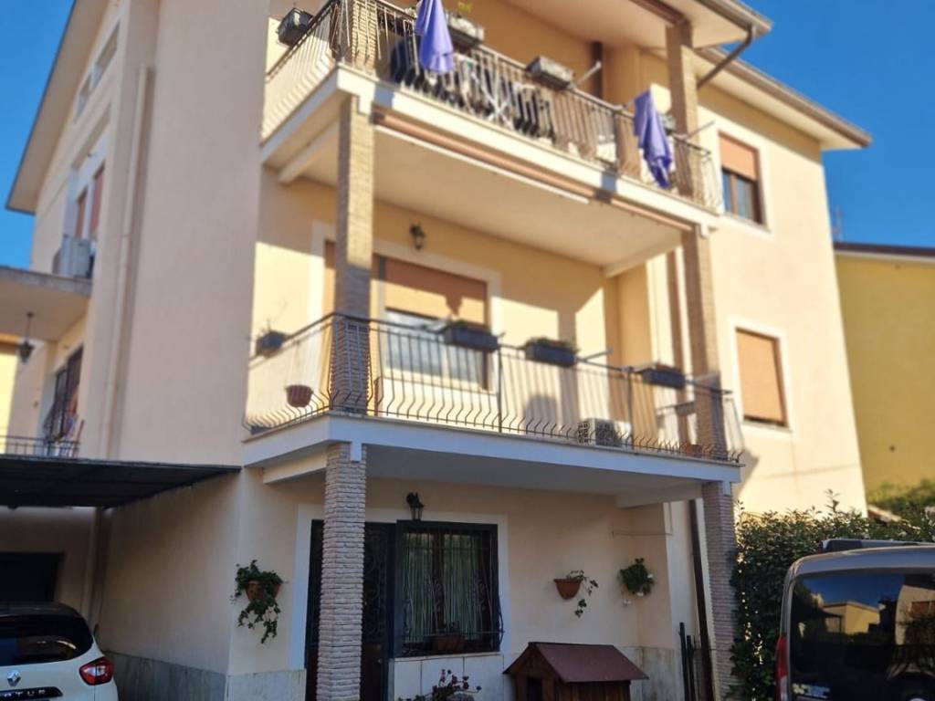 Appartamento a Grottaferrata in Viale 1 Maggio, 24 - Foto 3