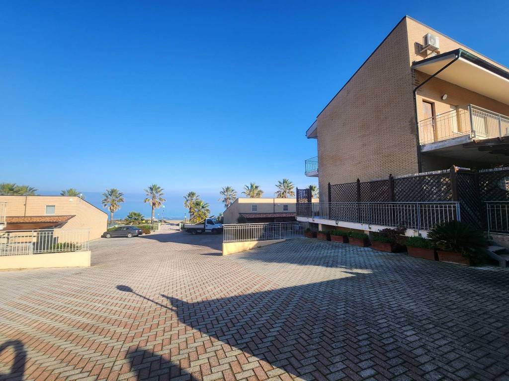 Appartamento a Termoli in Strada Statale Adriatica - Foto 4