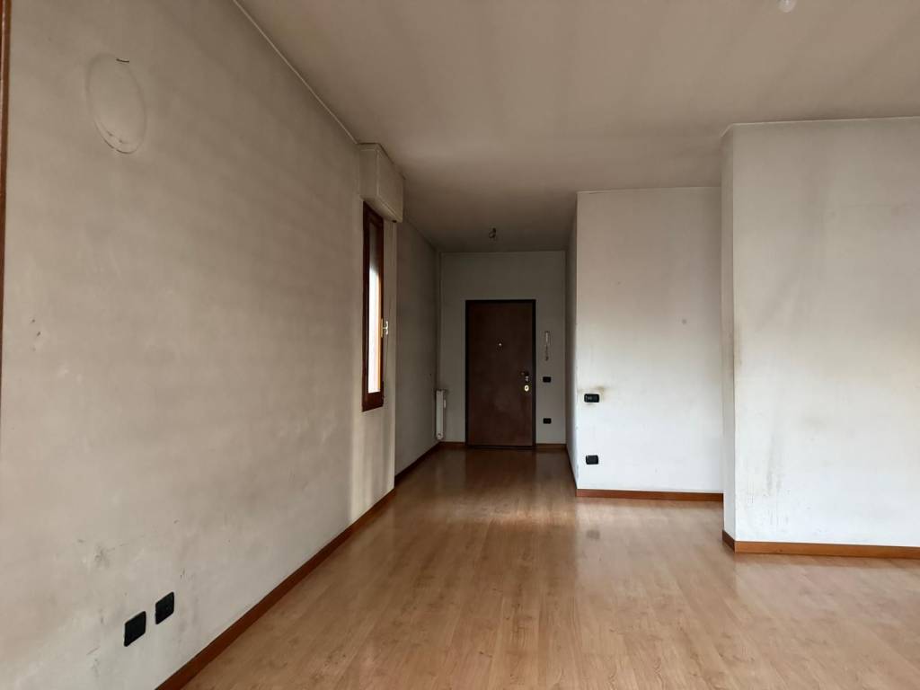 Appartamento a Prato in Via Adriano Zarini - Foto 2
