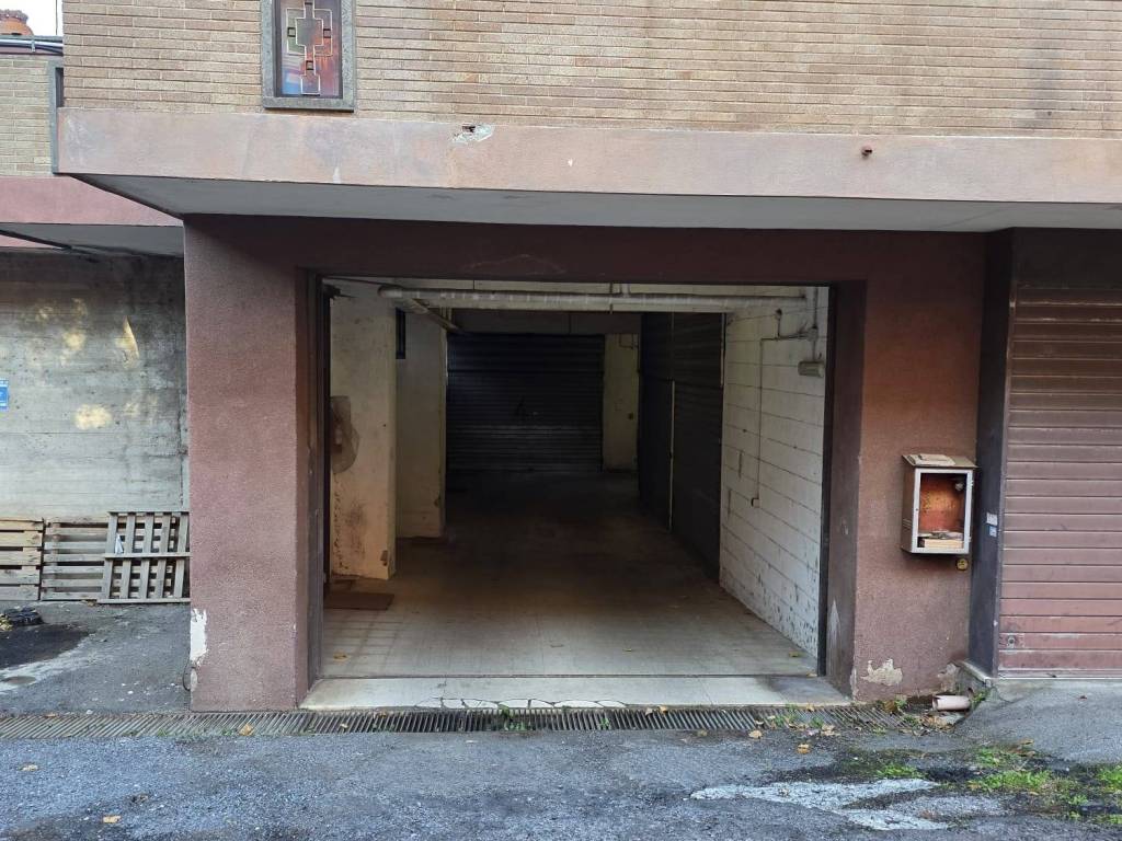 Box / garage a Albano laziale in Via Parco della Rimembranza, 7 - Foto 3