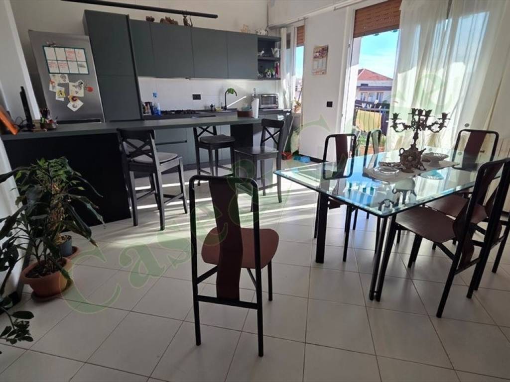 Appartamento a Albisola superiore in Piazza dei Mille - Foto 4