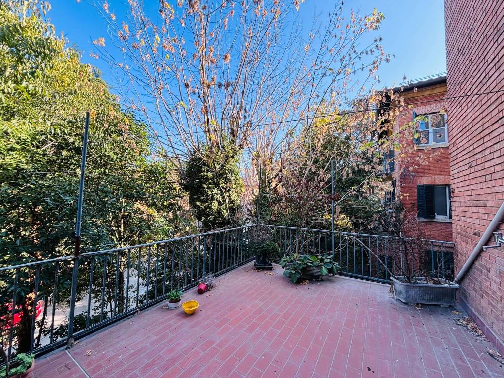 Appartamento a Bologna in Viale Giovanni Gozzadini - Foto 2