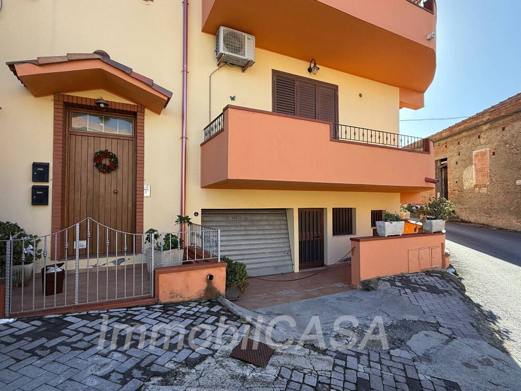 Appartamento a Venetico in Via Risveglio - Foto 2