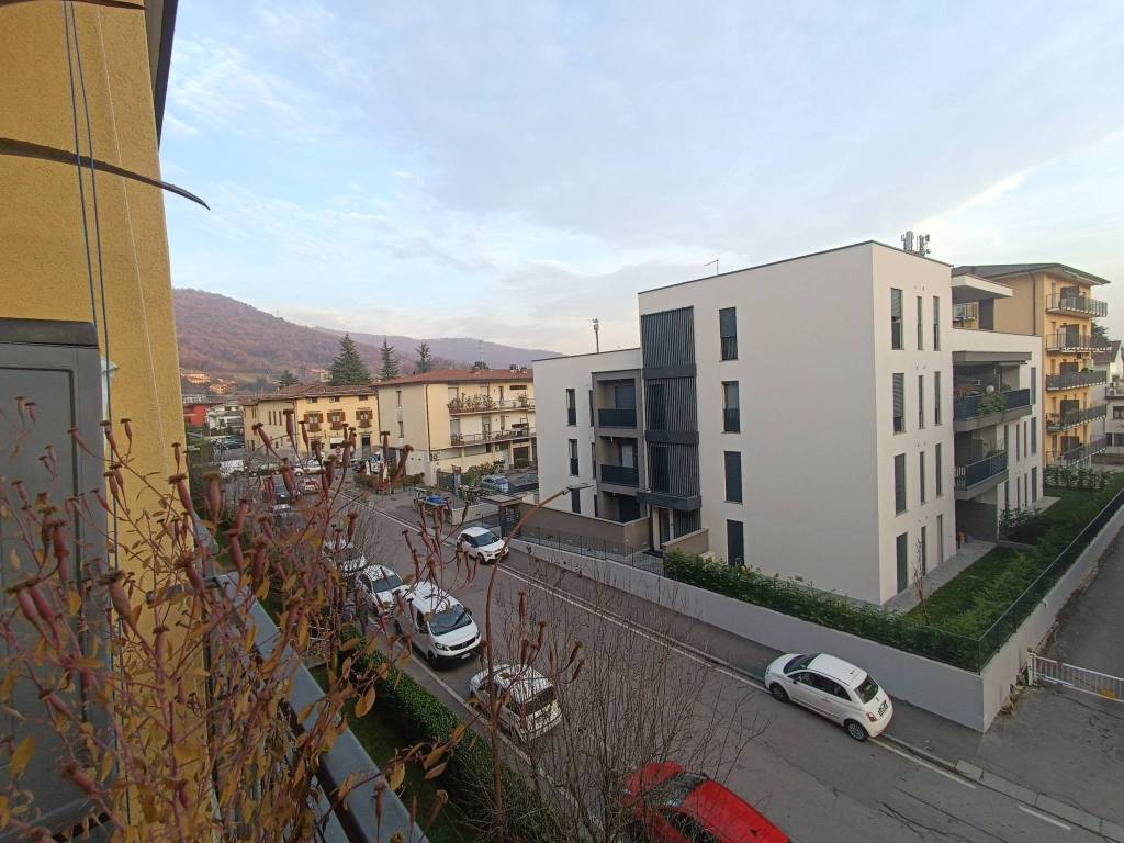 Appartamento a Bergamo in Via Samuele Biava - Foto 5