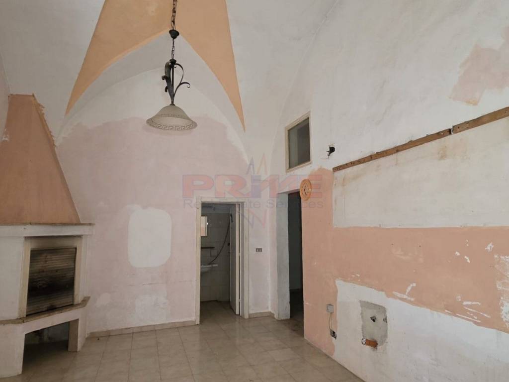 Casa indipendente a Casarano in Via Galileo Galilei - Foto 3