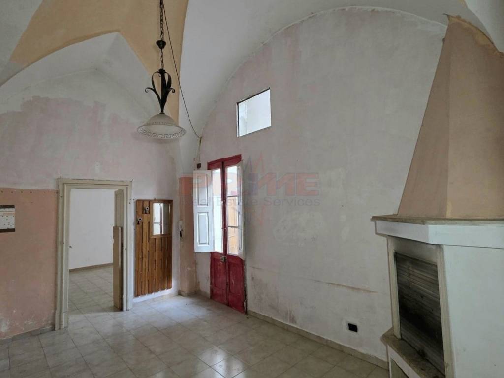 Casa indipendente a Casarano in Via Galileo Galilei - Foto 4