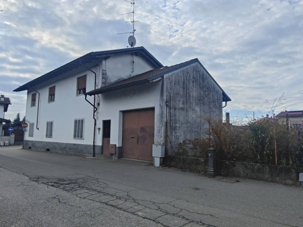 Villa a Casaleggio novara in Via Cascine Vignole, 1 - Foto 3