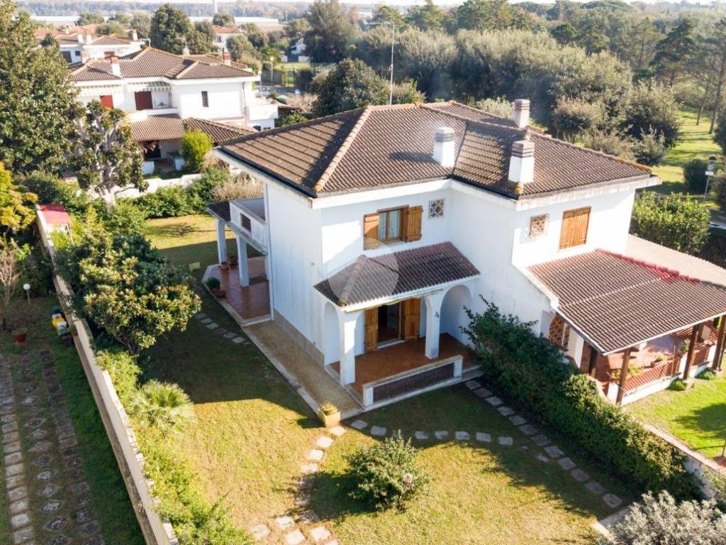 Villa a Sabaudia in VIA FOCARA, 27 - Foto 2