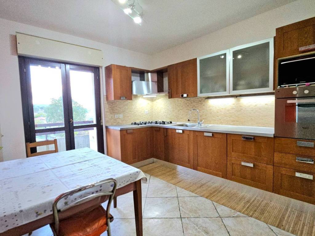 Appartamento a Teramo in Quartiere San Benedetto - Foto 3