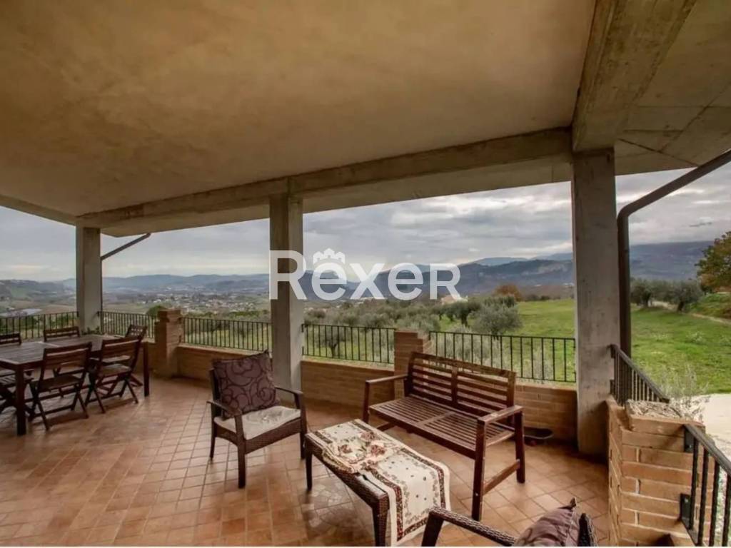 Villa a Alanno in Via Colle Grande - Foto 4