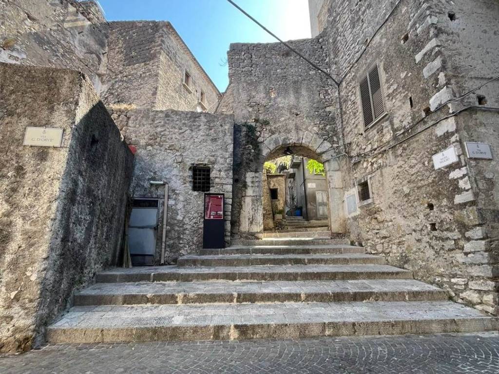 Casa indipendente a Castelforte in Via Fontana - Foto 2