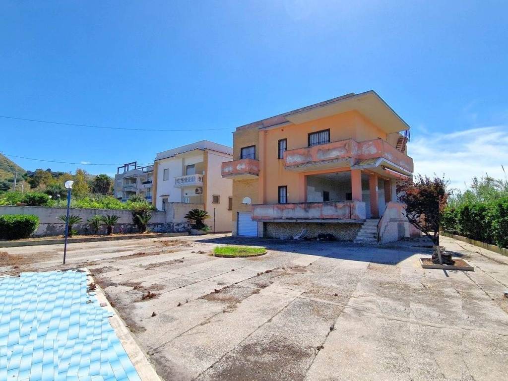 Villa a Sessa aurunca in Levagnole mare - Foto 2