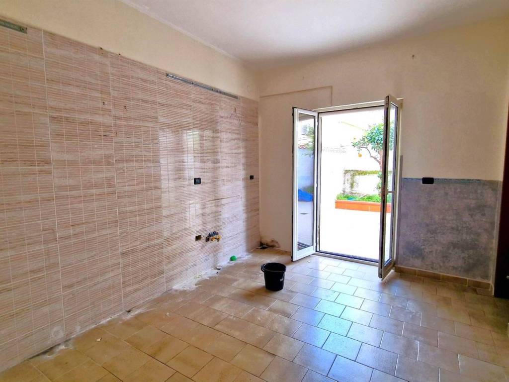 Villa a Mondragone in VIA VENEZIA - Foto 2