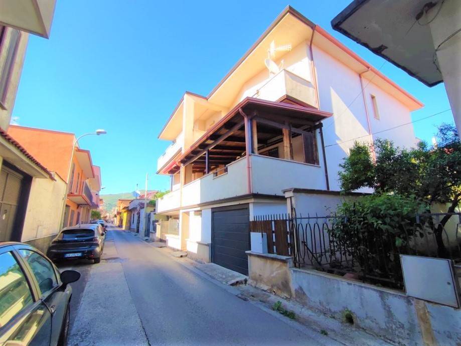 Appartamento a Mondragone in via marsala - Foto 3