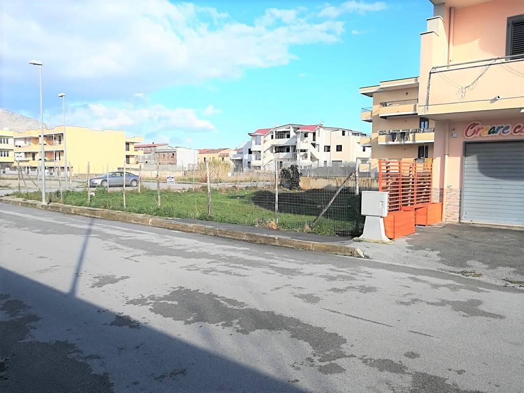 Terreno a Mondragone in via castelvolturno - Foto 2