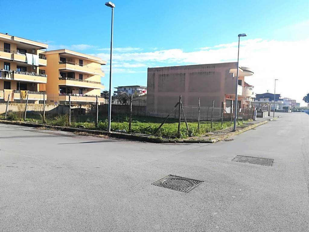 Terreno a Mondragone in via castelvolturno - Foto 3