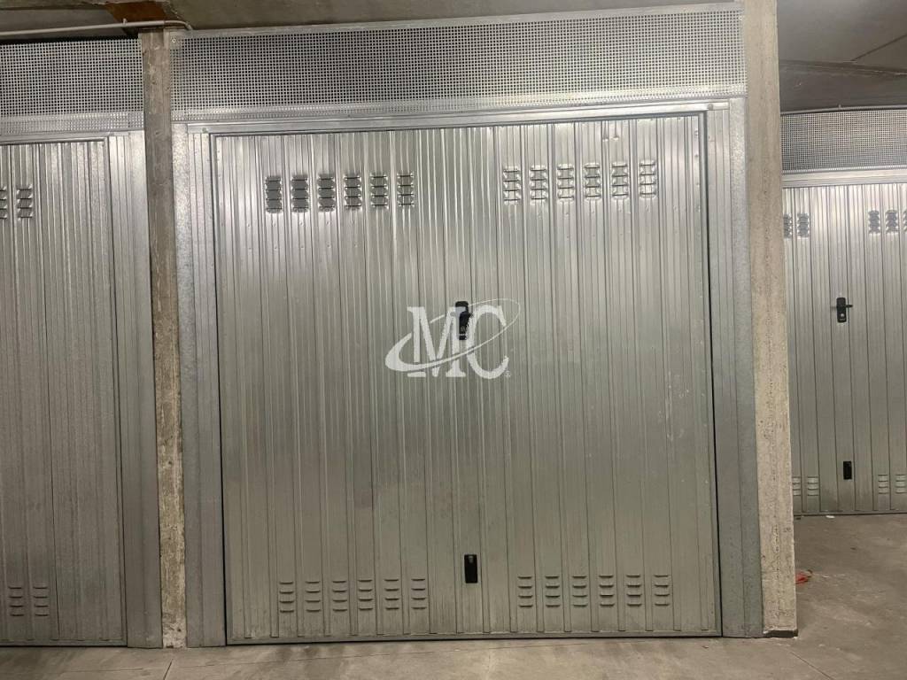 Box / garage a Rovereto in Viale Trento, 33 - Foto 3