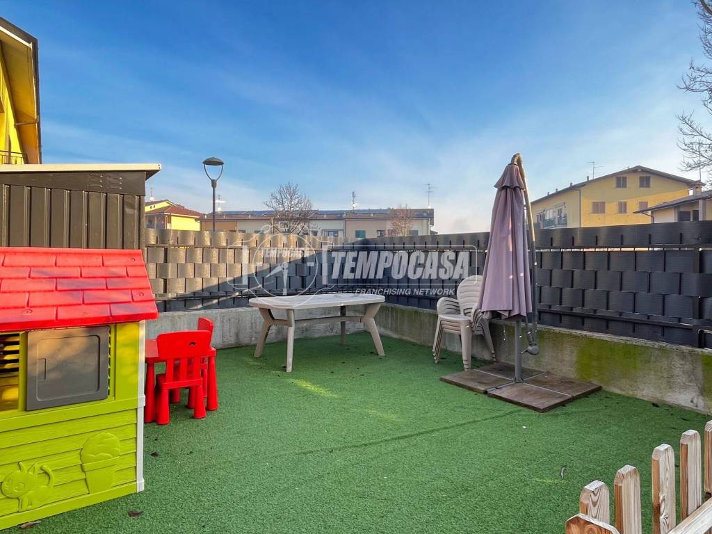 Appartamento a Zelo buon persico in Piazza Tino Bruschi 14 - Foto 3