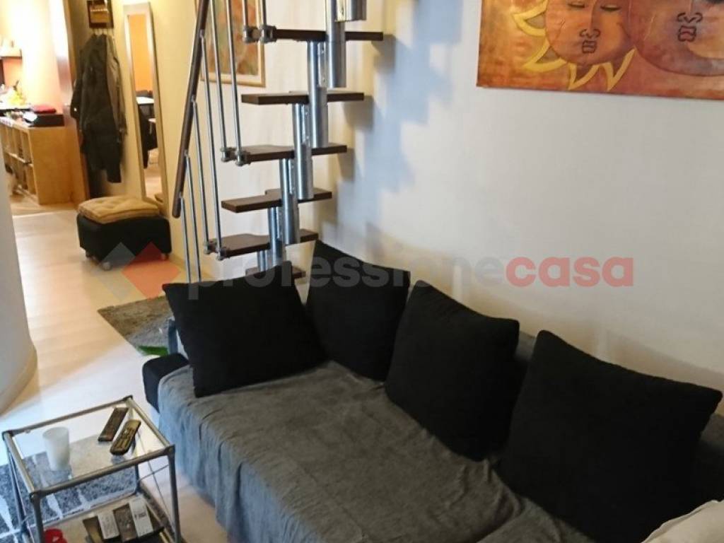 Appartamento a Borgomanero in Via Bescapè - Foto 4