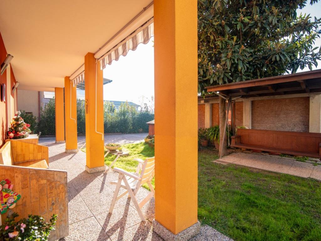 Villa a Abano terme in Via Giosuè Borsi - Foto 2